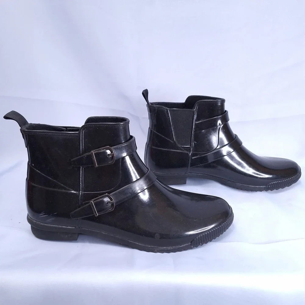 Cougar‎ Black Rubber Ankle Chelsea Rain Boots Women 8 Glossy Buckle Waterproof